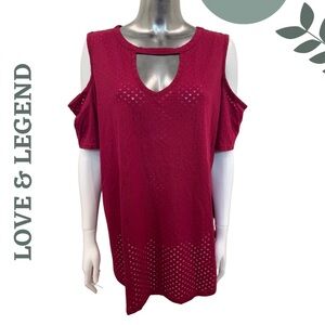 🛍️3/$40 Love & Legend Keyhole Cold Shoulder Tee in Berry | Cut Out Shoulder  2X